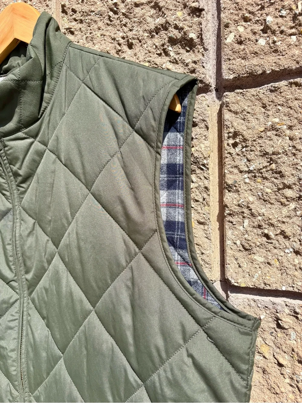 J. Crew Authentic Outerwear Men's Quilted Flannel Lined Olive Green Vest